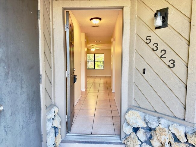 5323 11th St Cir E in Bradenton, FL - Building Photo - Building Photo