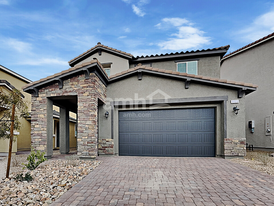 2723 Hot Cider Ave in North Las Vegas, NV - Building Photo