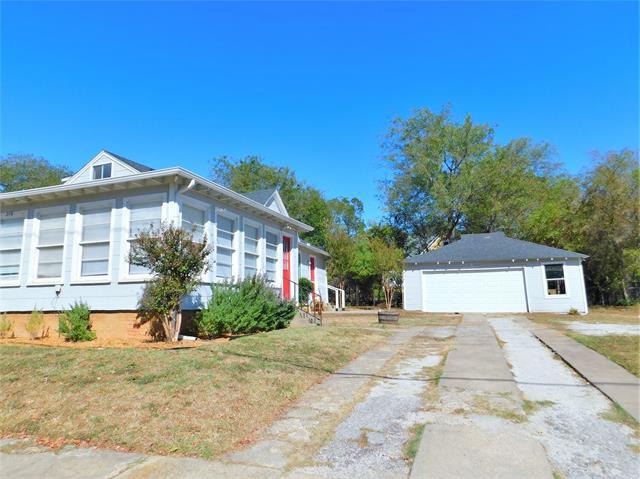 216 Maple St in Denton, TX - Building Photo - Building Photo