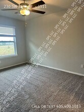 230 SW 34th St in Moore, OK - Building Photo - Building Photo