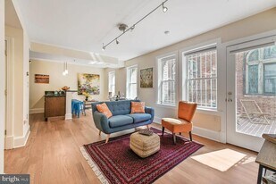 1465 Columbia Rd NW in Washington, DC - Building Photo
