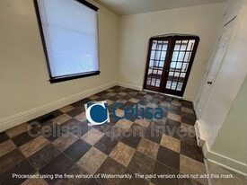 1013 Stophlet St in Fort Wayne, IN - Building Photo