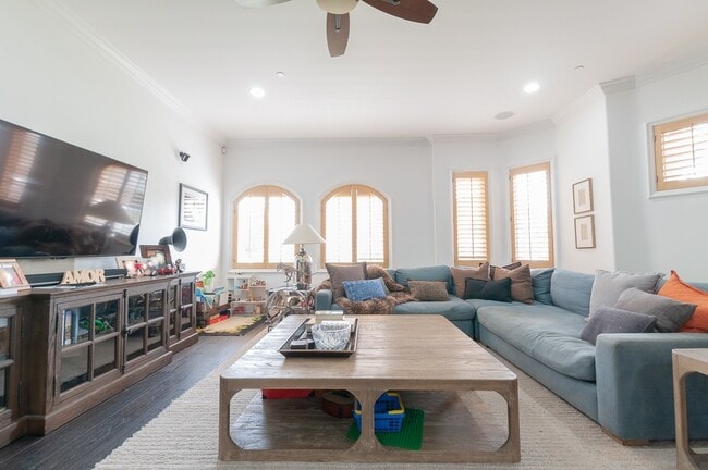property at 143 N Arnaz Dr