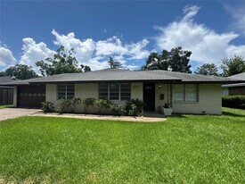 9030 Colleen Rd in Houston, TX - Building Photo