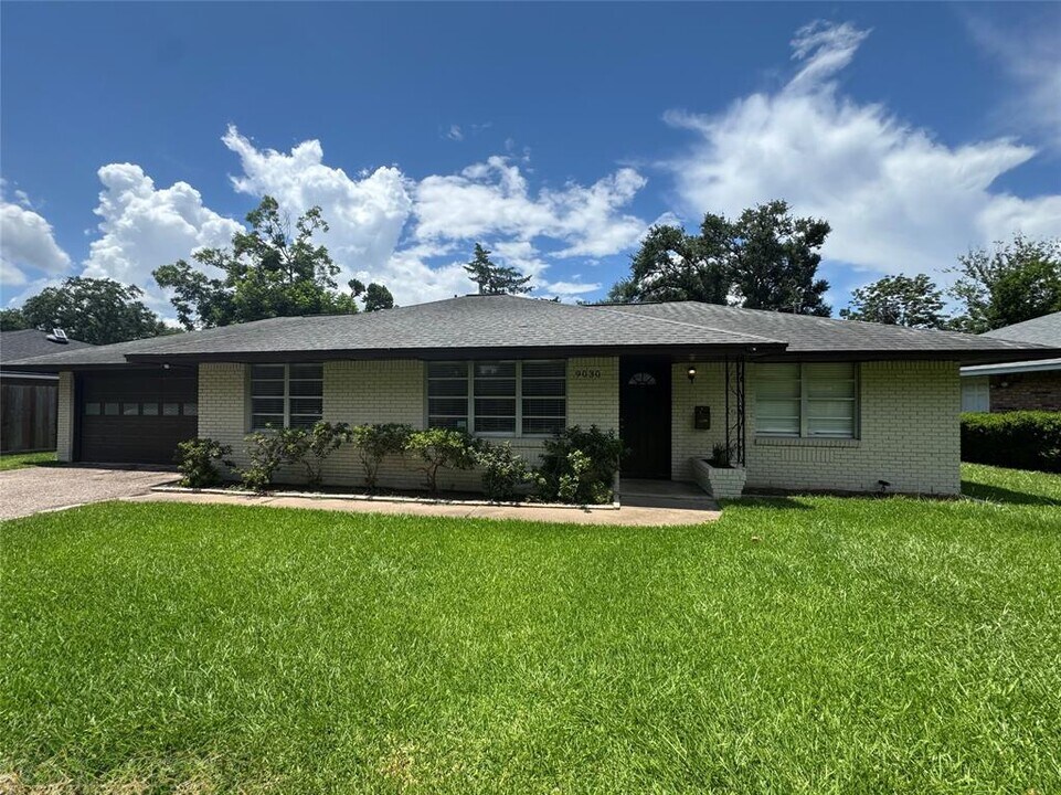 9030 Colleen Rd in Houston, TX - Building Photo