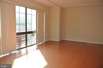 7923 Eastern Ave NW in Silver Spring, MD - Building Photo - Building Photo