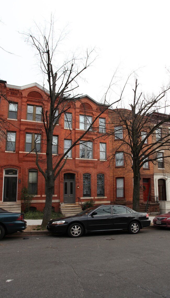 1705 Bolton St in Baltimore, MD - Foto de edificio - Building Photo