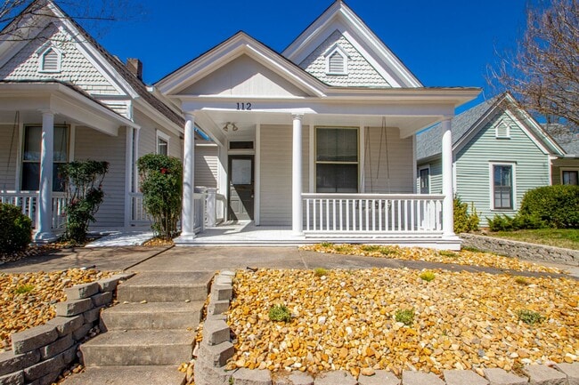 property at 112 S Pulaski St