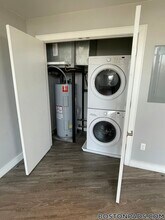 23 Central Ave, Unit 204 in Lynn, MA - Foto de edificio - Building Photo