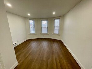 537 Washington Ave in Albany, NY - Building Photo - Building Photo