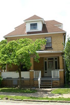 1233 Victoria Ave in New Kensington, PA - Building Photo