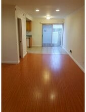 2612 Mathews Ave, Unit 3 in Redondo Beach, CA - Foto de edificio - Building Photo