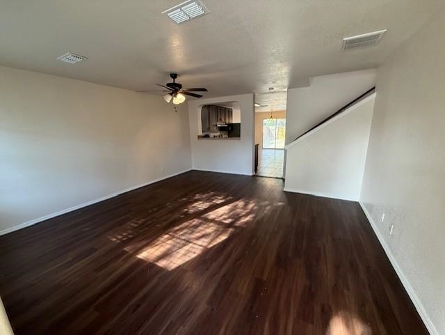 1703 Port Lavaca St in Laredo, TX - Foto de edificio - Building Photo
