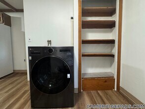 114 Thorndike St in Cambridge, MA - Building Photo - Building Photo