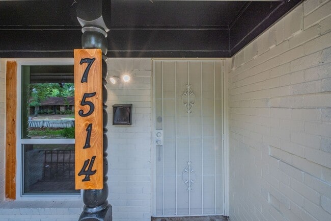 property at 7516 Olusta Dr