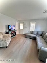 546 E Bayview Ave in Ocean Gate, NJ - Building Photo - Building Photo