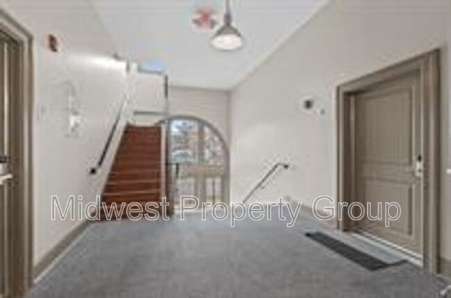 property at 4244 Chouteau Ave