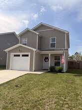 136 Quarry Rdg Rd in Clarksville, TN - Building Photo - Building Photo