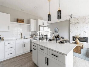 15536 Rocklyn Pl in Clive, IA - Building Photo - Building Photo