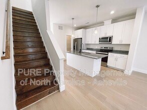 1185 Bleachery Blvd in Asheville, NC - Building Photo - Building Photo