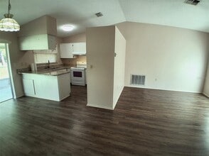 13104 Serpentine Dr in Hudson, FL - Building Photo - Building Photo