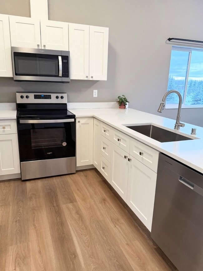 property at 16427 Farm Ave