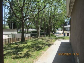 7241 Pontoosuc Ave in Riverside, CA - Building Photo - Building Photo