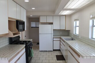 75 11th St in Cayucos, CA - Building Photo - Building Photo