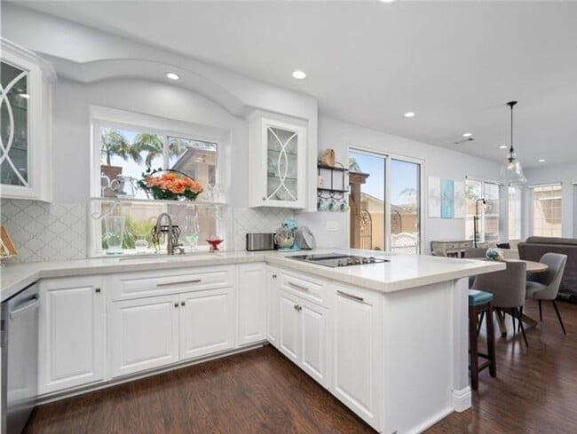 property at 7805 Garfield Ave