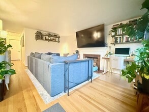 5323 N Carlin Springs Rd in Arlington, VA - Building Photo - Building Photo