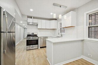 2623 W Arthur Ave in Chicago, IL - Building Photo - Building Photo