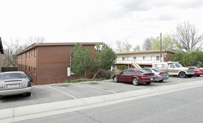 7750 W 61st Ave in Arvada, CO - Foto de edificio - Building Photo