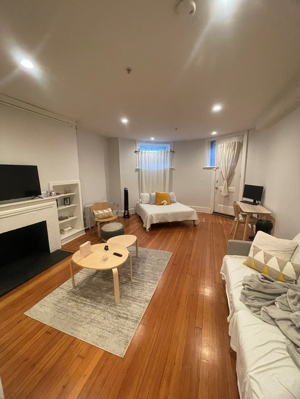 913 Boylston St, Unit 1