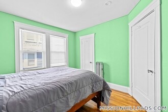 155-157 Hillside St., Unit 2 in Boston, MA - Building Photo - Building Photo