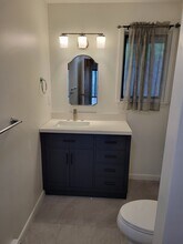 11 Great Oak Ct in Cromwell, CT - Foto de edificio - Building Photo