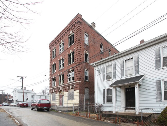 45 Bond St in Waterbury, CT - Building Photo - Building Photo