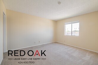 16606 Dalton Ave in Gardena, CA - Building Photo - Building Photo