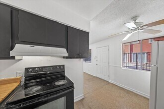 521 S Maryland Pkwy in Las Vegas, NV - Building Photo - Building Photo