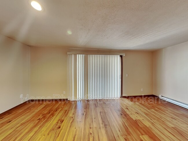 2112 W Riverside Ave in Spokane, WA - Building Photo - Building Photo