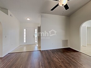 5251 Silver Thistle Ln in St. Cloud, FL - Building Photo - Building Photo