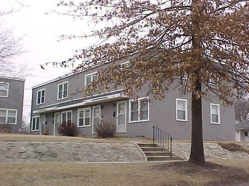 Madison Townhouses in Waterloo, IA - Building Photo - Building Photo