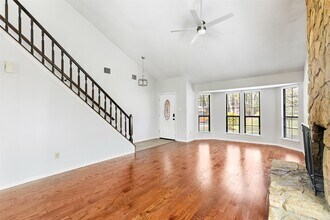 3122 Lake Stream Dr in Houston, TX - Building Photo - Building Photo
