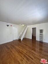 368 Entrada Dr in Santa Monica, CA - Building Photo - Building Photo