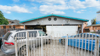 1639 E 42nd St in Los Angeles, CA - Building Photo - Building Photo