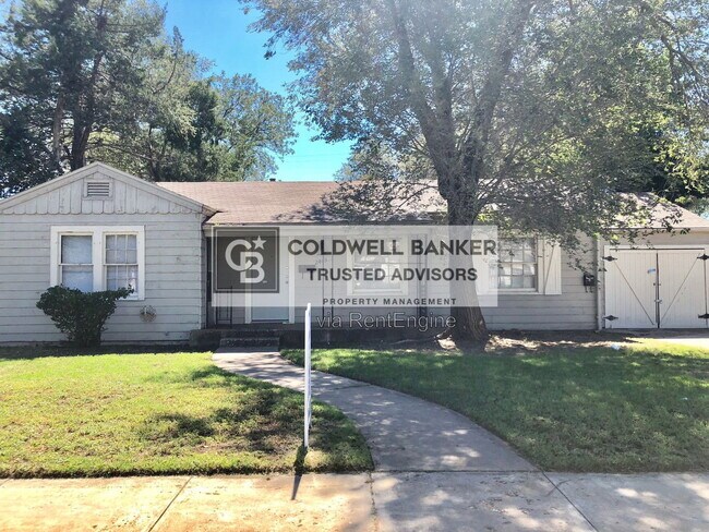property at 2405 27th St