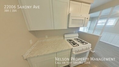 22006 Saxony Ave in Eastpointe, MI - Building Photo - Building Photo