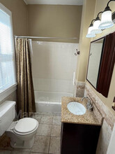 1504 Farmer Street in Mobile, AL - Foto de edificio - Building Photo