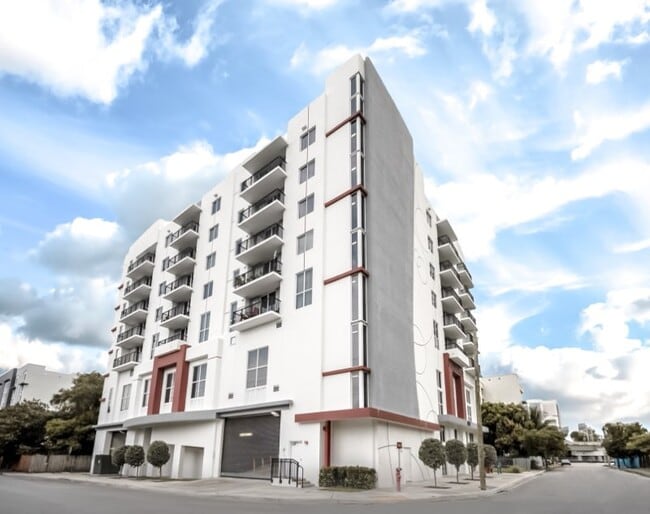 Parkview Apartments in Miami, FL - Foto de edificio - Building Photo