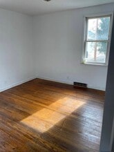 727 2nd St, Unit Garage Apt in New Martinsville, WV - Building Photo - Building Photo