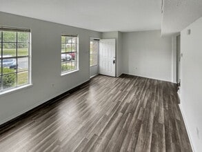 1928 Repp Cir in Highland Springs, VA - Building Photo - Building Photo